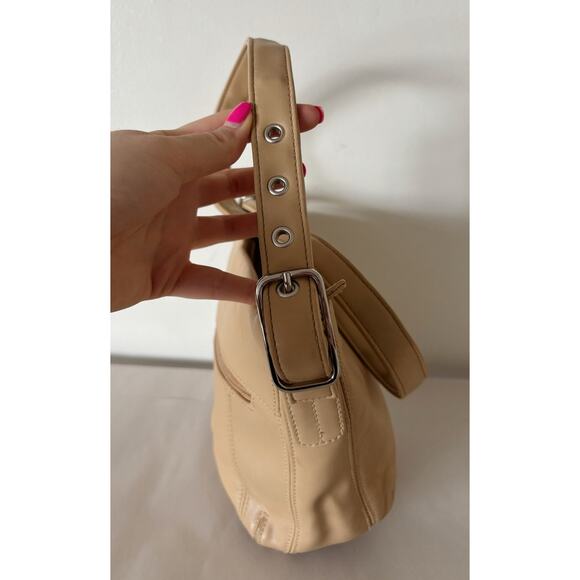 Tan Aurielle Genuine Leather Over the Shoulder Bucket Bag - Picture 4 of 5